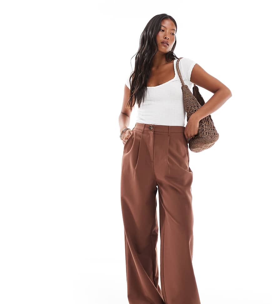 Tailored wide leg pants in brown-Neutral