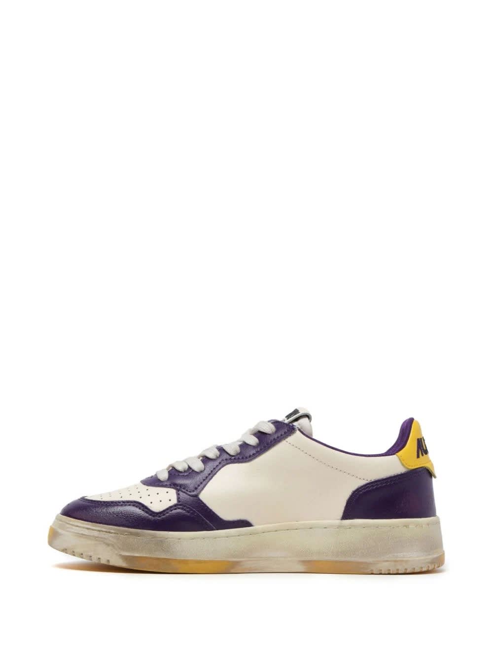 Super Vintage Medalist Low Sneakers In White And Purple Leather
