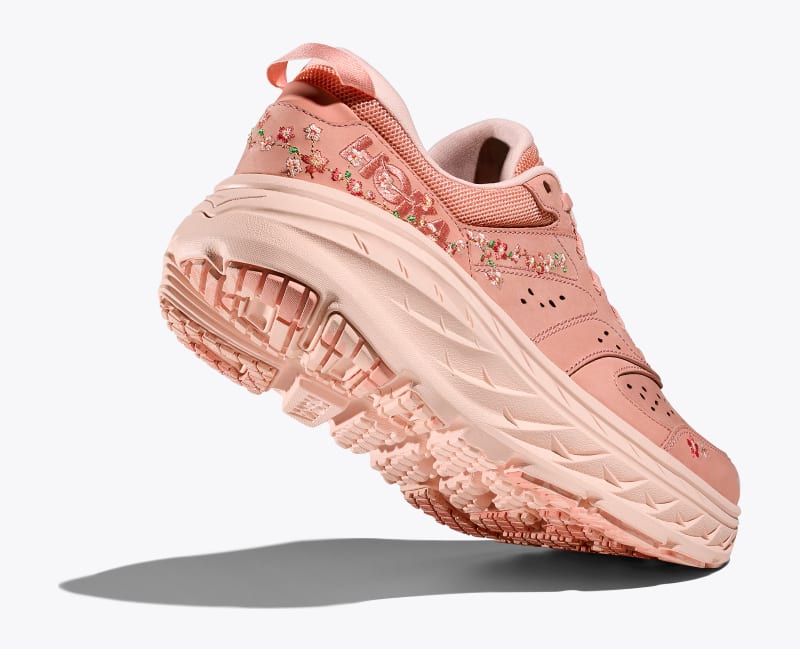 HOKA Vibrant Bloom Bondi L Shoes in Dry Clay/Dawn Light