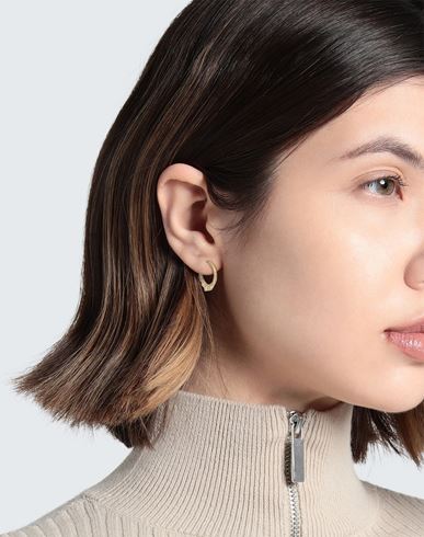 Miro 12 Huggie Single Earring Gold