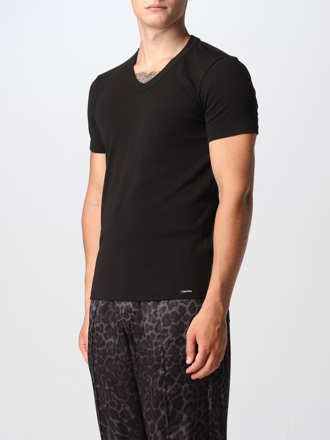 T-Shirt Men color Black