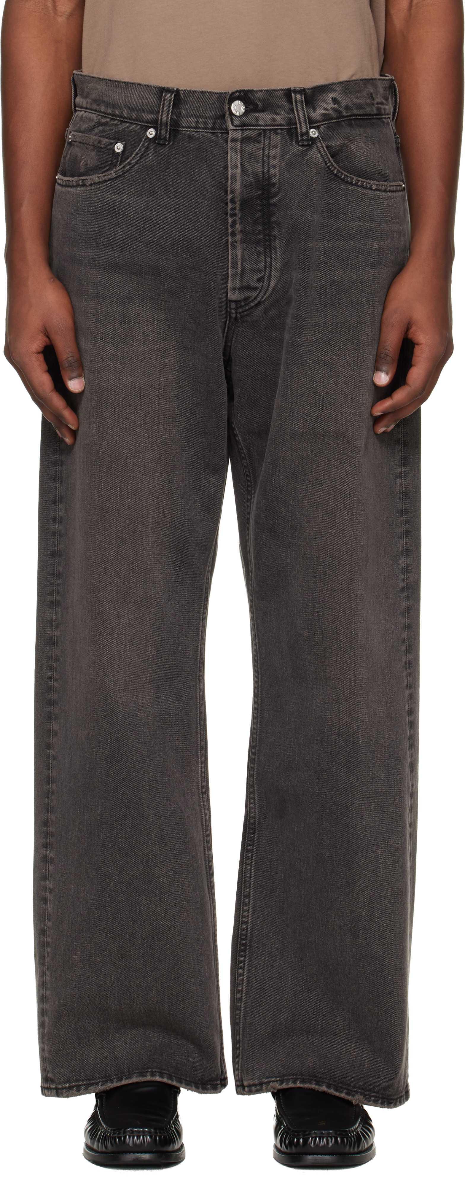 Black Loose-Fit Jeans
