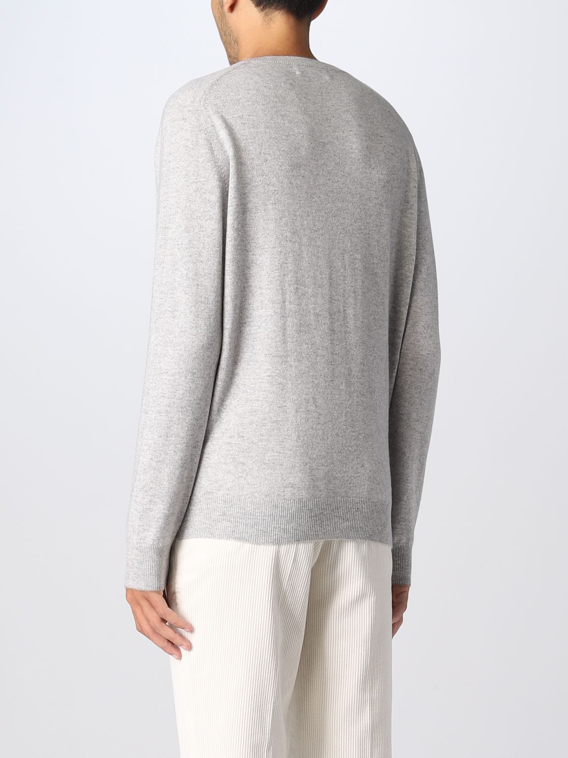 Cashmere sweater