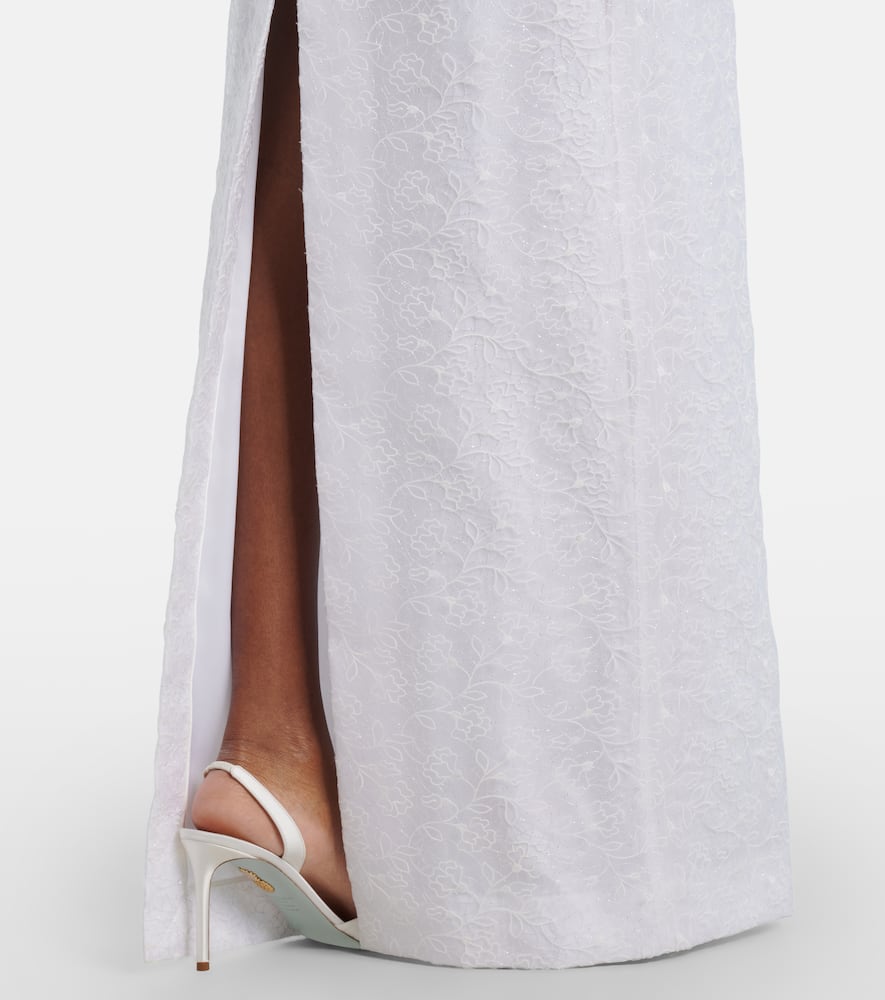 Bridal Robin floral jacquard gown