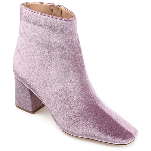 Collection Womens Tru Comfort Foam Wide Width Hazara Bootie