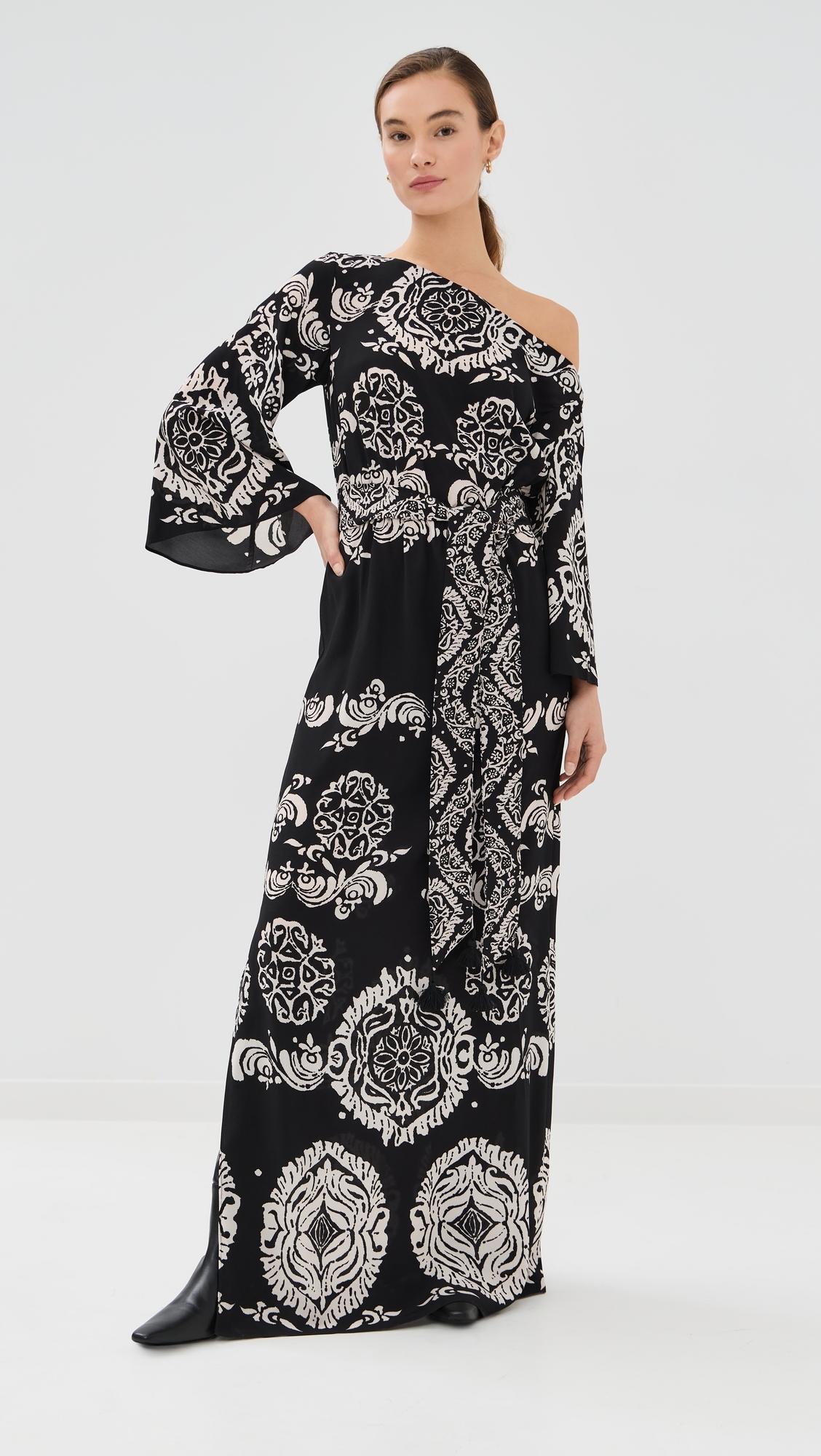 Christy Dress Ornamental Tapestry Onyx Black