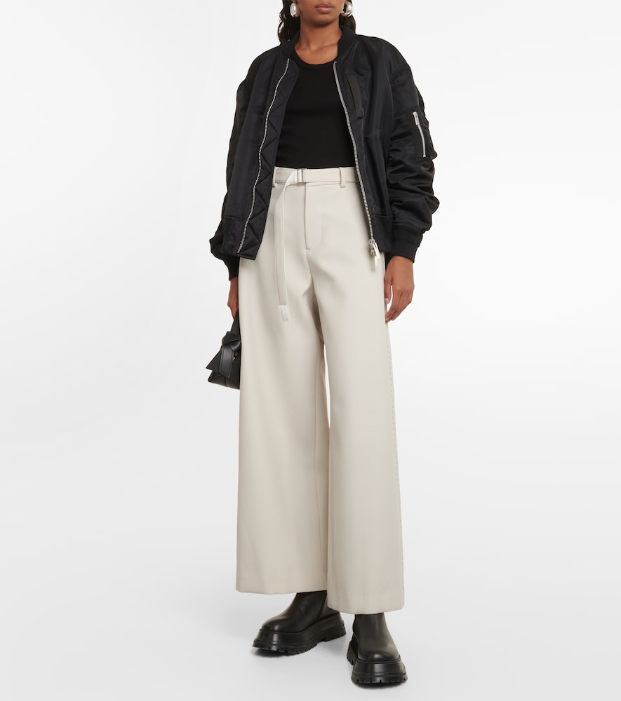 Wide-leg pants