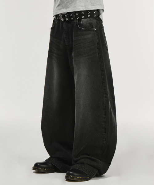 Curved Washed Denim Pants