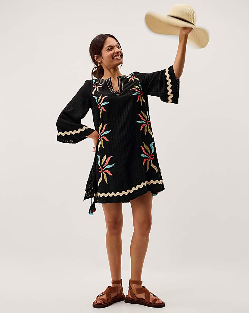 Monsoon Bonnie Embroidered Mini Kaftan
