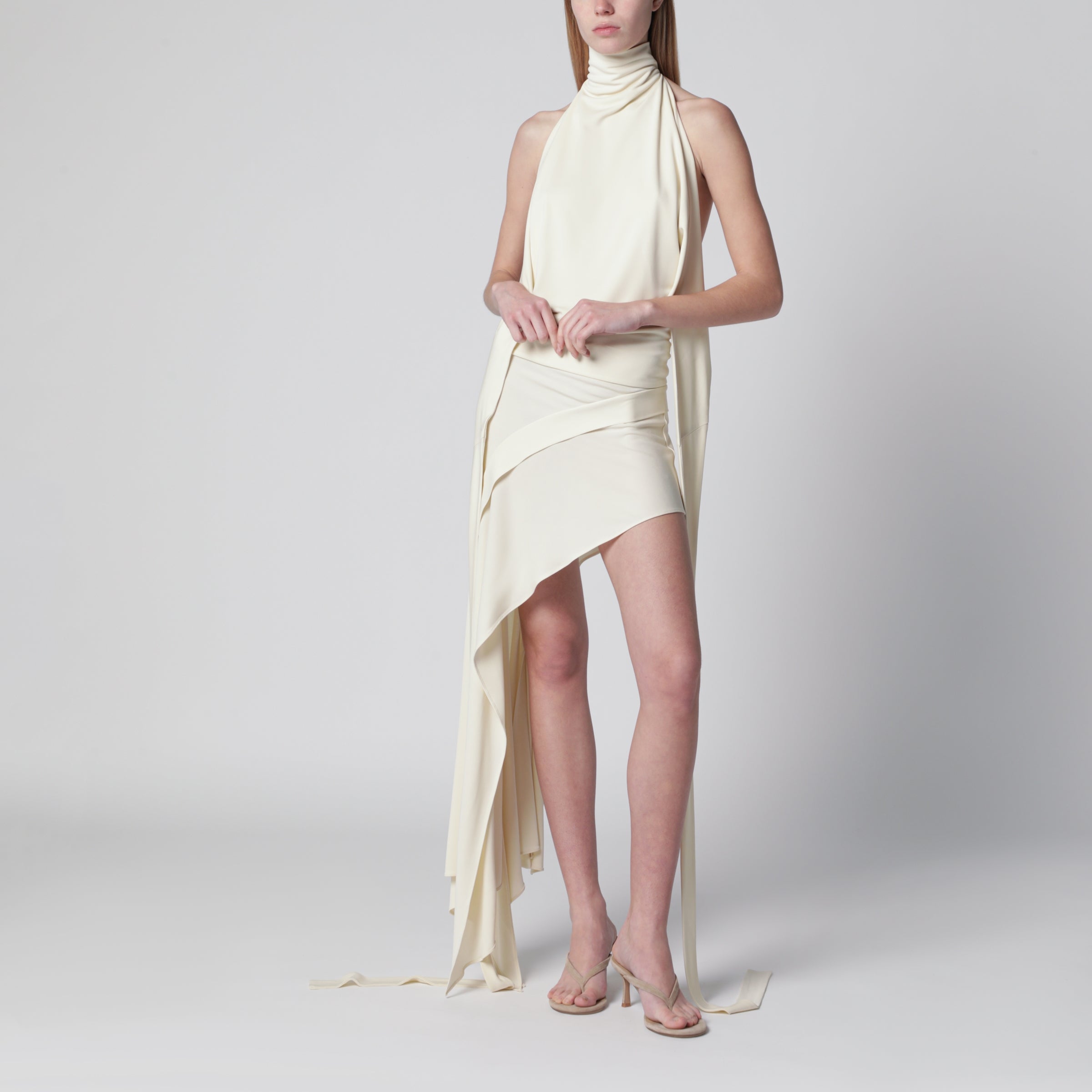 White mini skirt with side train