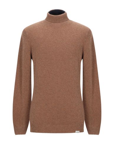 Man Turtleneck Camel