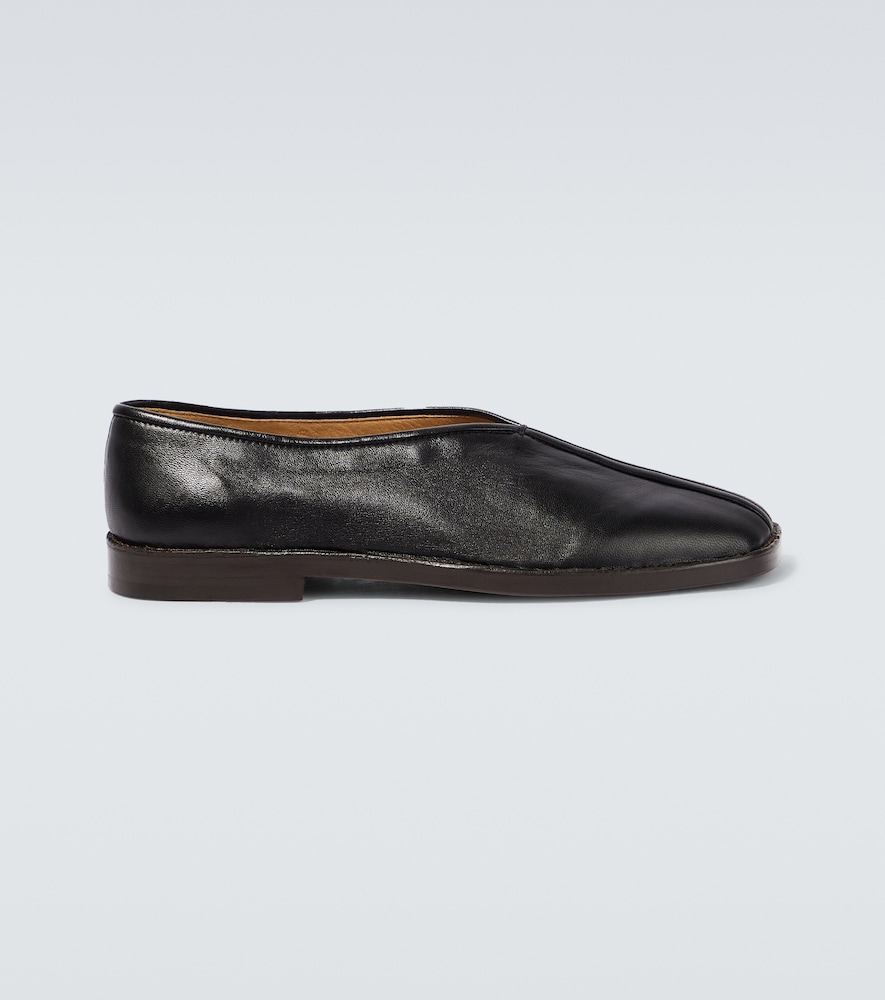 Piped leather loafers
