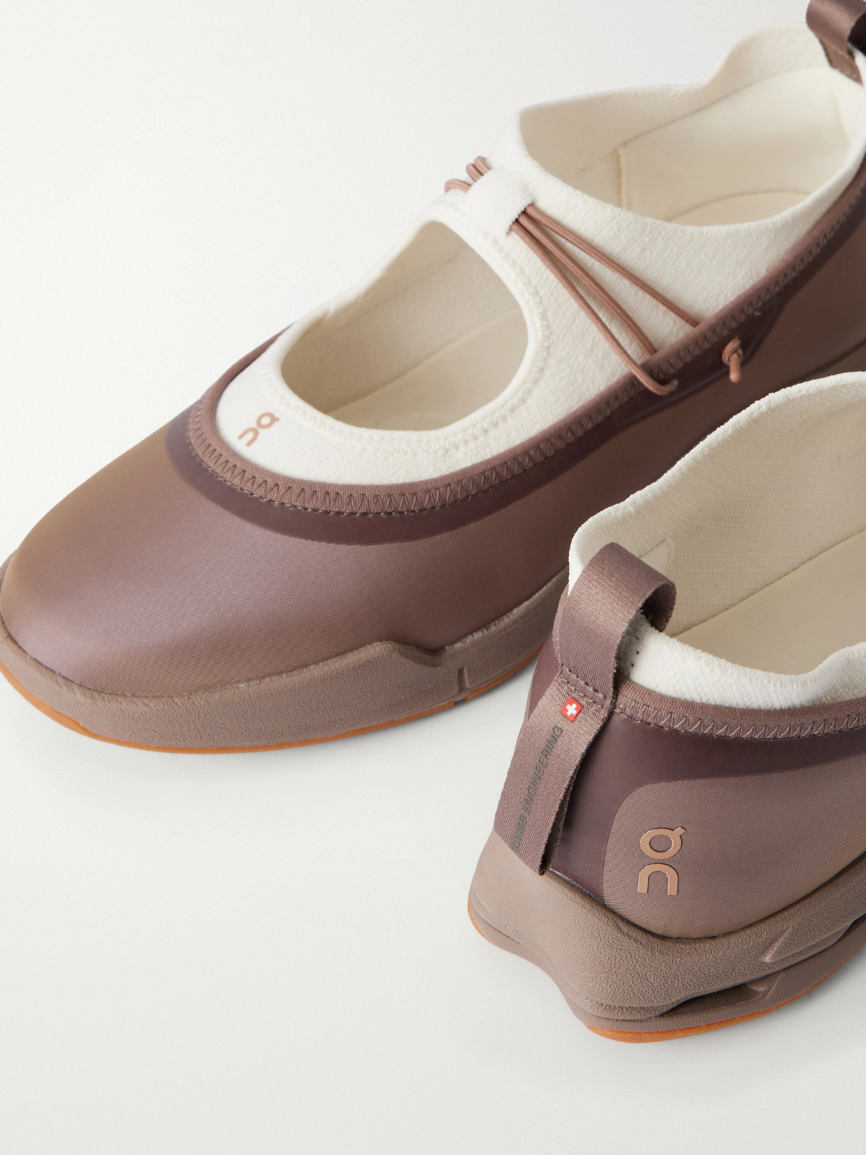 + Zendaya Cloudnova MoMesh Mary Jane Sneakers - Taupe