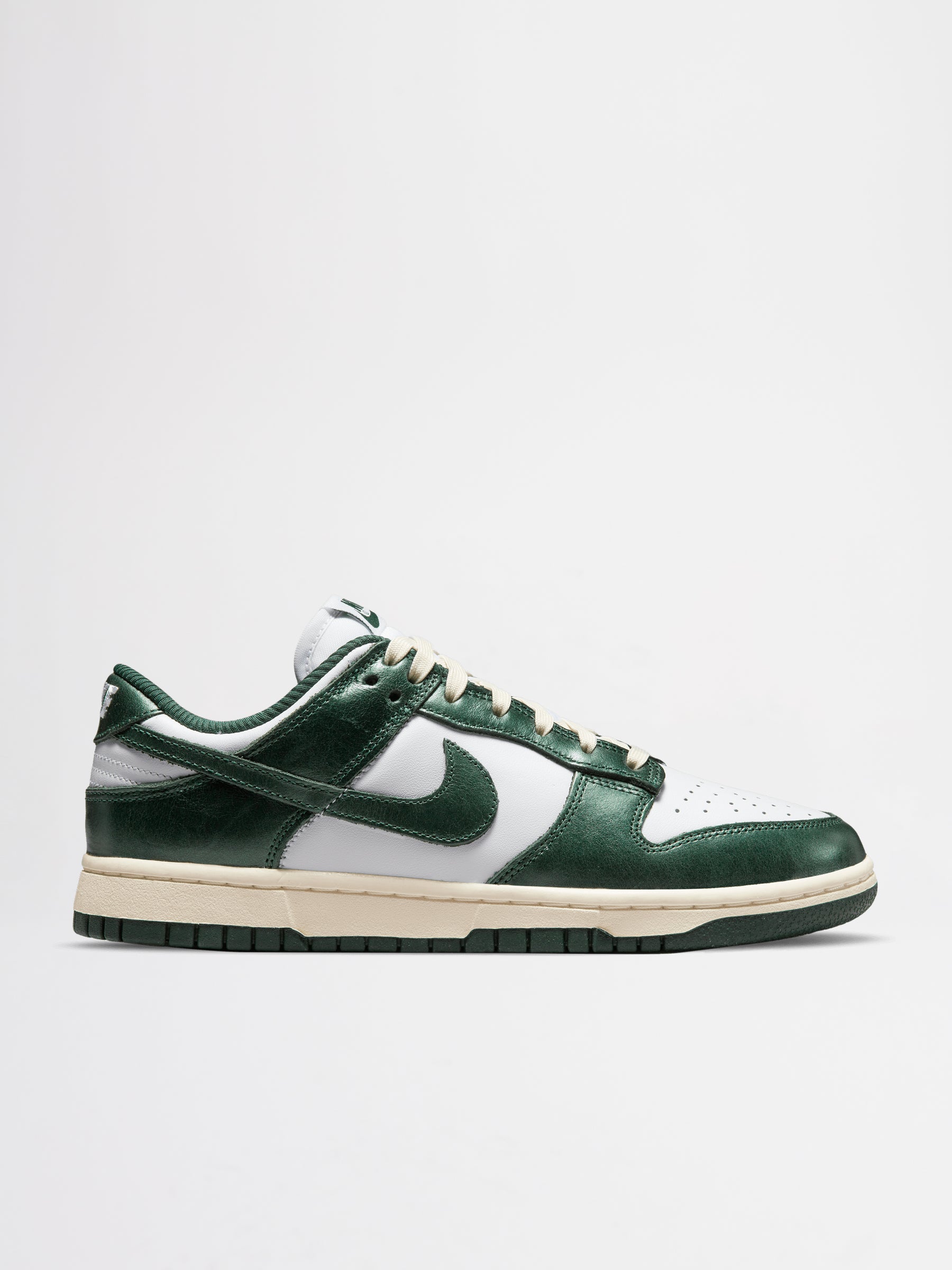 Nike W’s Dunk Low White / Pro Green - Sneaker