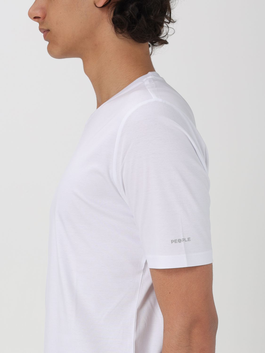 T-Shirt Men color White