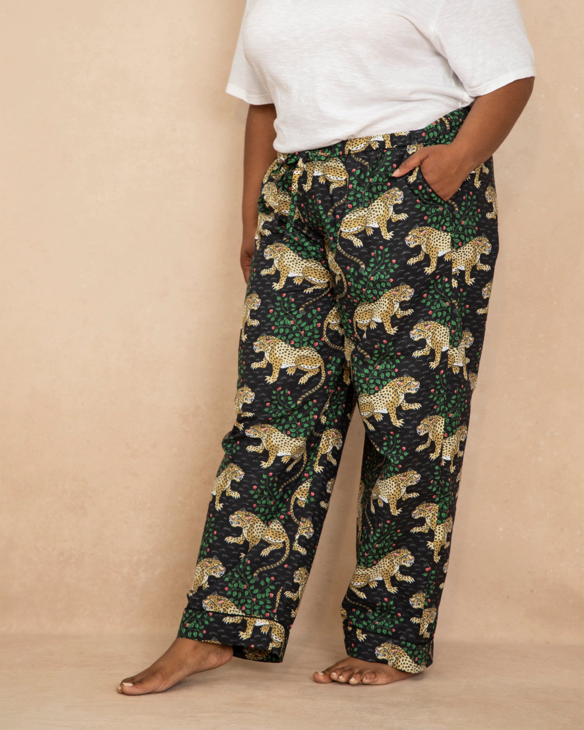 Organic Cotton Pajama Pants in Leopard Bagheera | Women's Petite XS/P | Black | Sleepwear