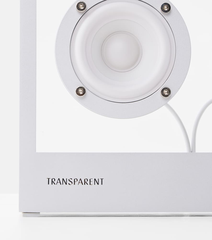 Small speaker