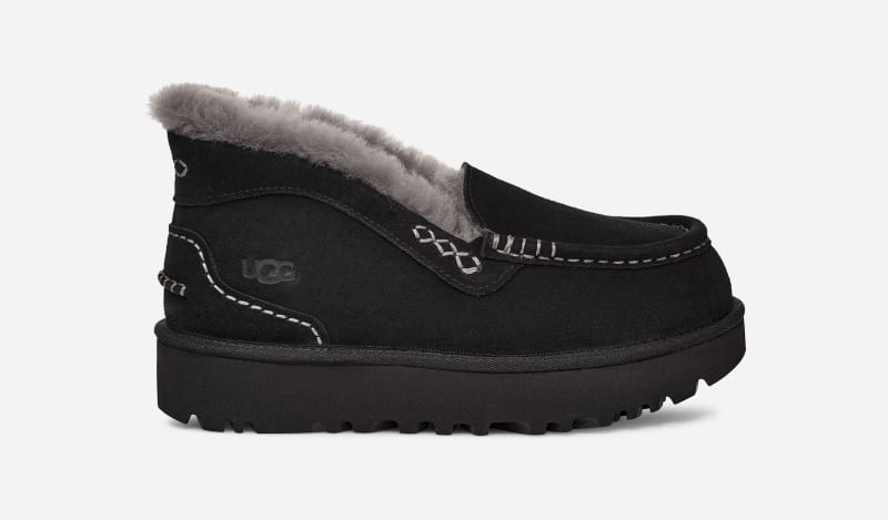 ® Women's Ansley Parc Sheepskin Shoes in Black