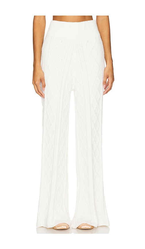 BEACH RIOT STRICKHOSE MIT WEITEM BEIN RAYNE in Cream. Größe XL. Also in L
