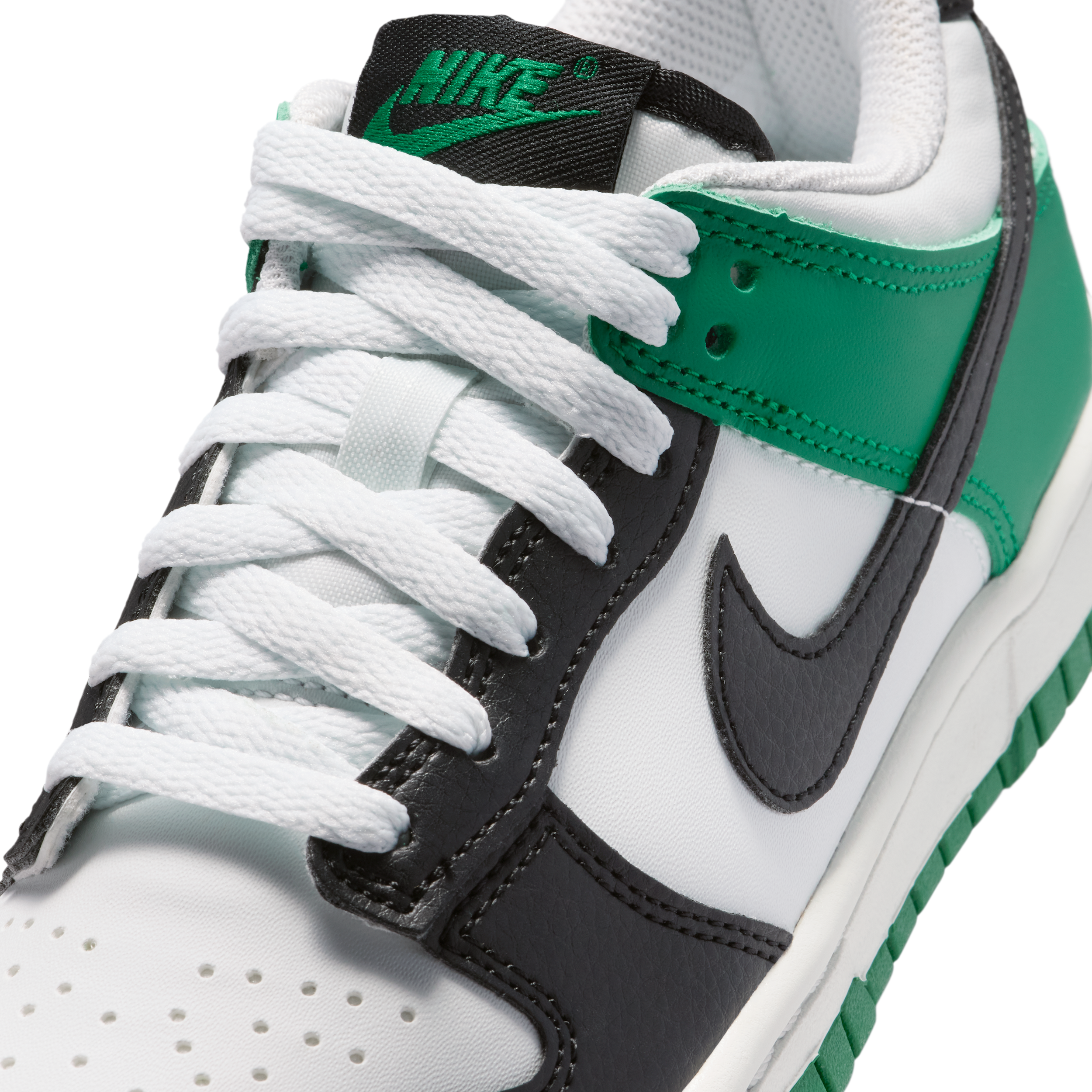 Dunk Low Older Kids' Shoes