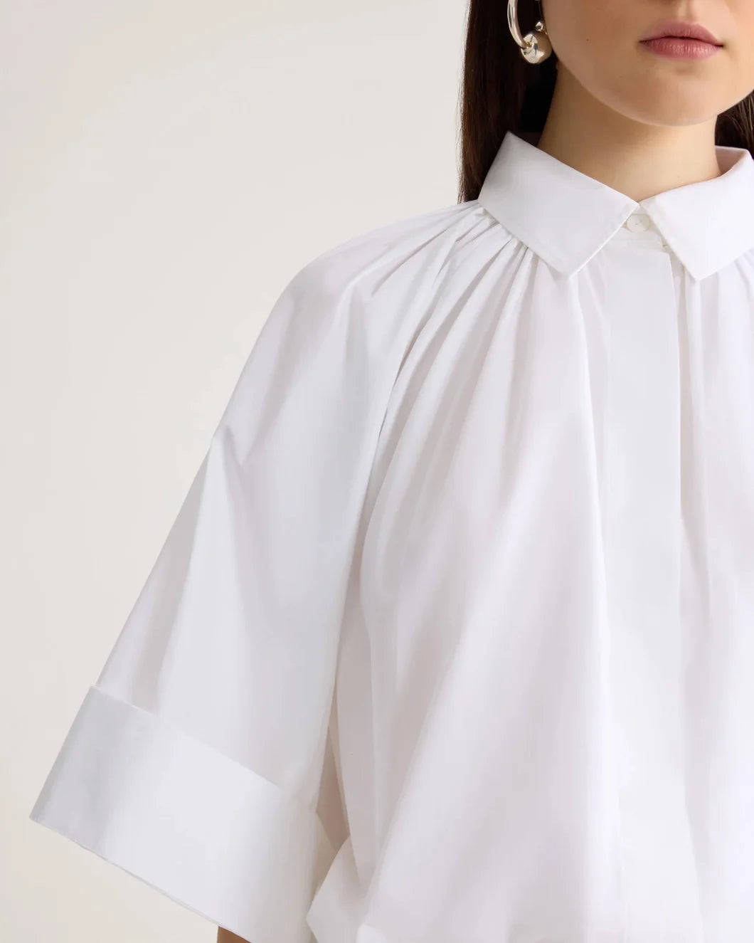 Organic Cotton Voluminous Short-Sleeved Blouse