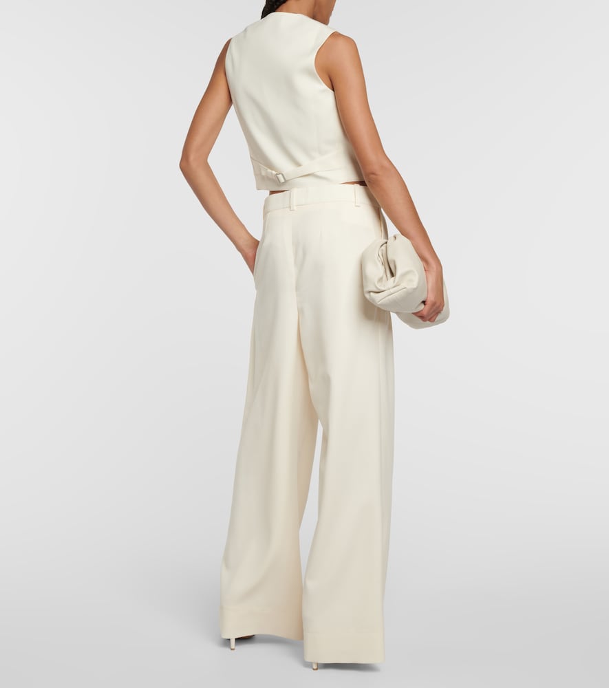 Cropped wool vest