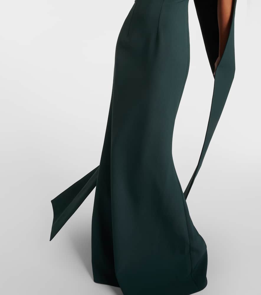 Caped gown