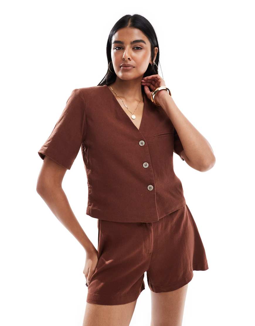 Linen touch short sleeve cropped blazer co-ord in chocolate-Brown