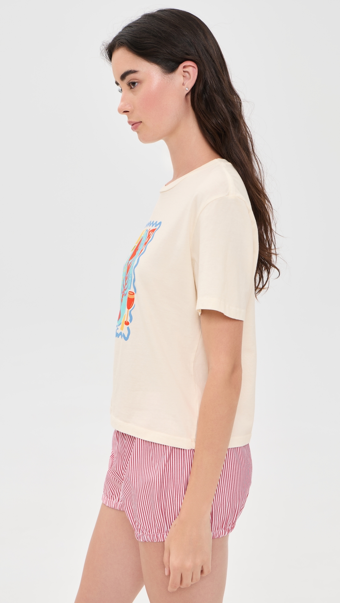 Seaside Beach Shack Everyday Tee Off White