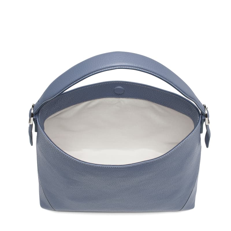 Hobo Bag in Heritage Blue Pebble