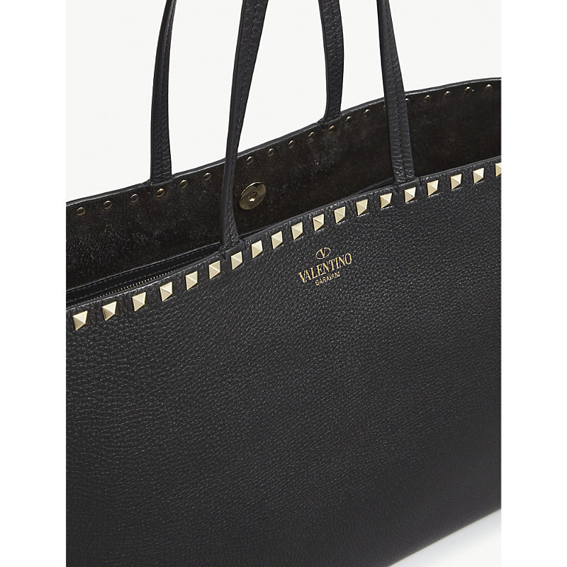 Womens Black Rockstud Large Grained-leather Tote bag One Size