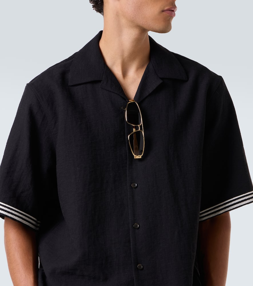 Embroidered shirt