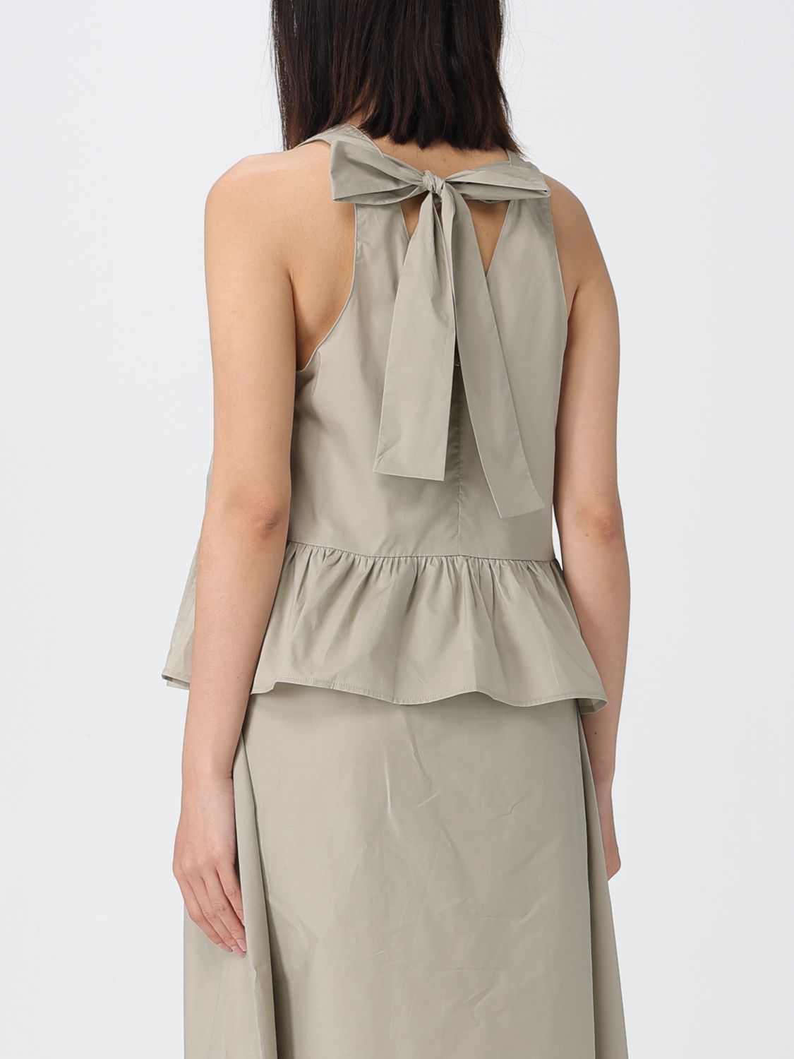 Top Woman color Brown