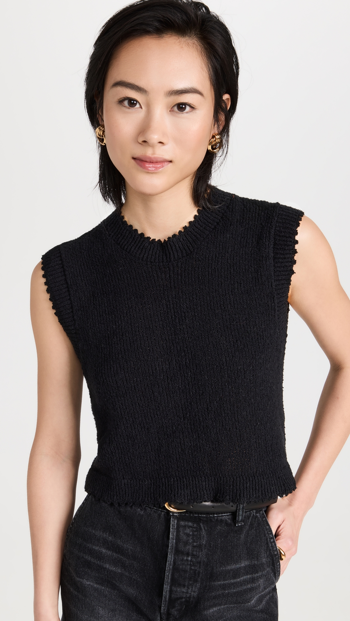 Relent Top Black