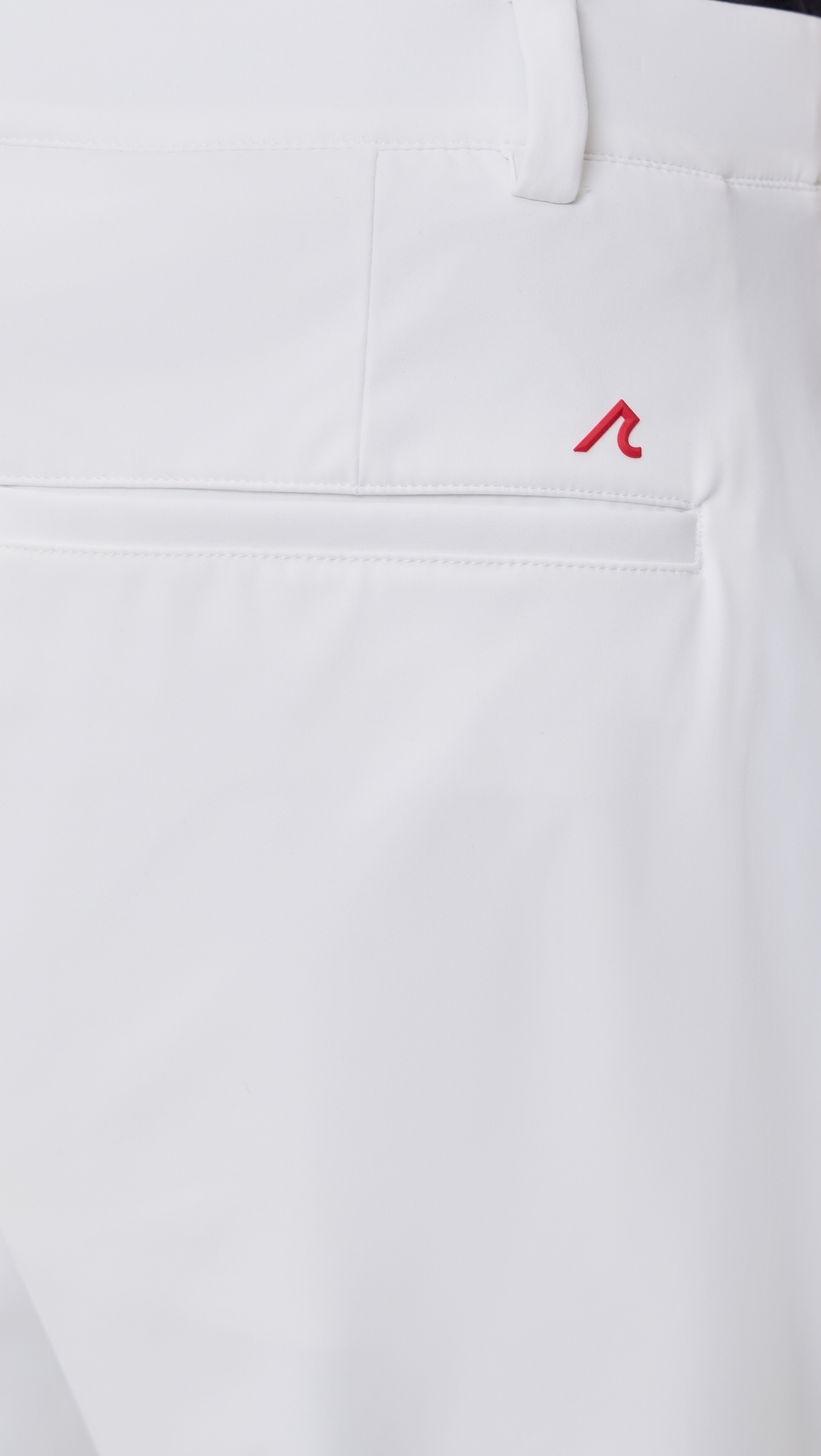 Varick Pull On Shorts 9 Bright White