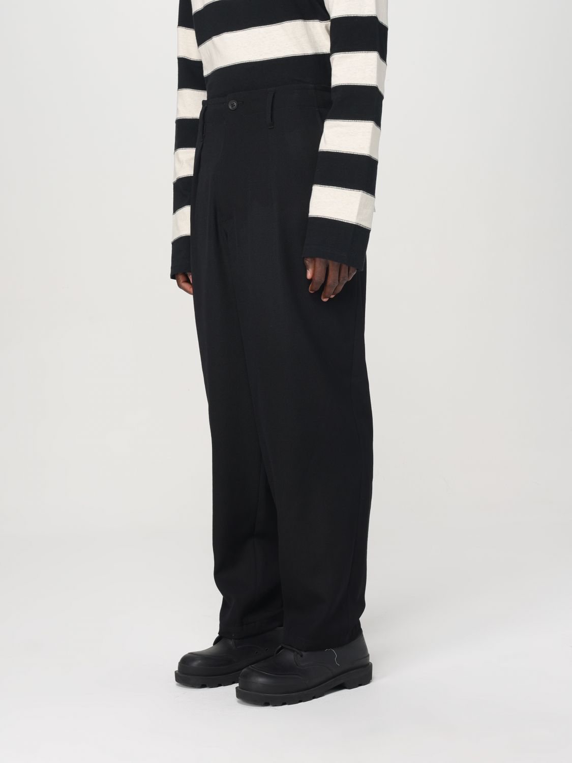 Wool tapered trousers - Black