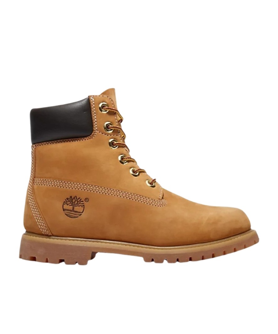 Lacing short boots