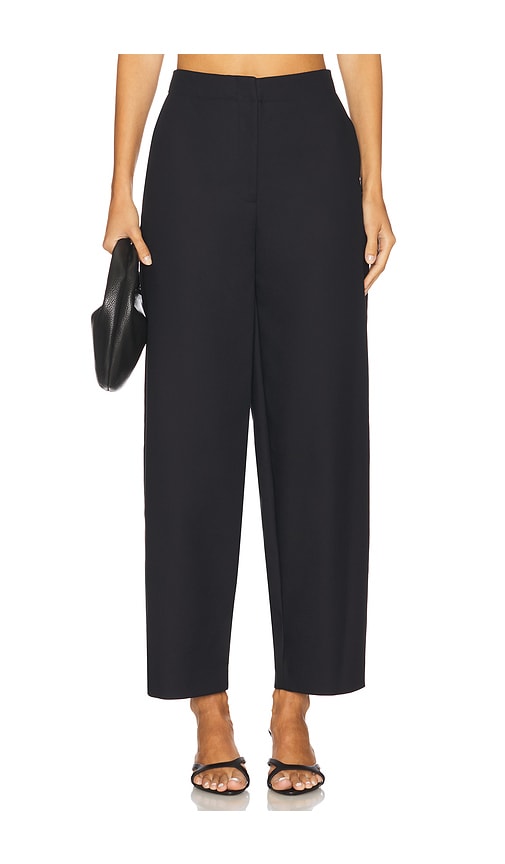 SIMKHAI HOSE MIT GESCHWUNGENEM BEIN WALDON in Black. Größe 6. Also in 0, 10, 2