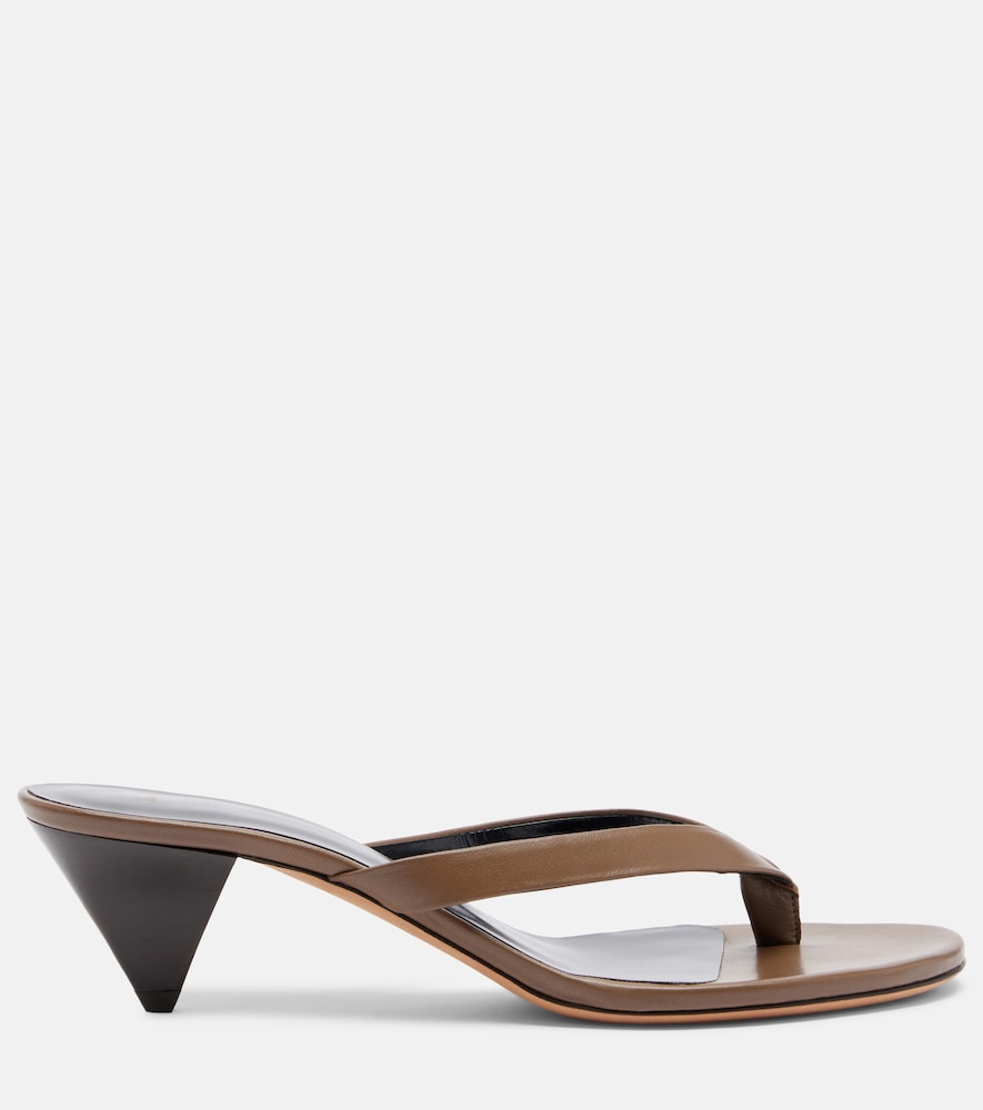 Rooty leather thong sandals