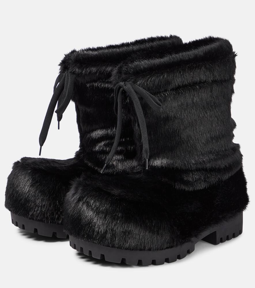 Balenciaga Alaska faux fur snow boots