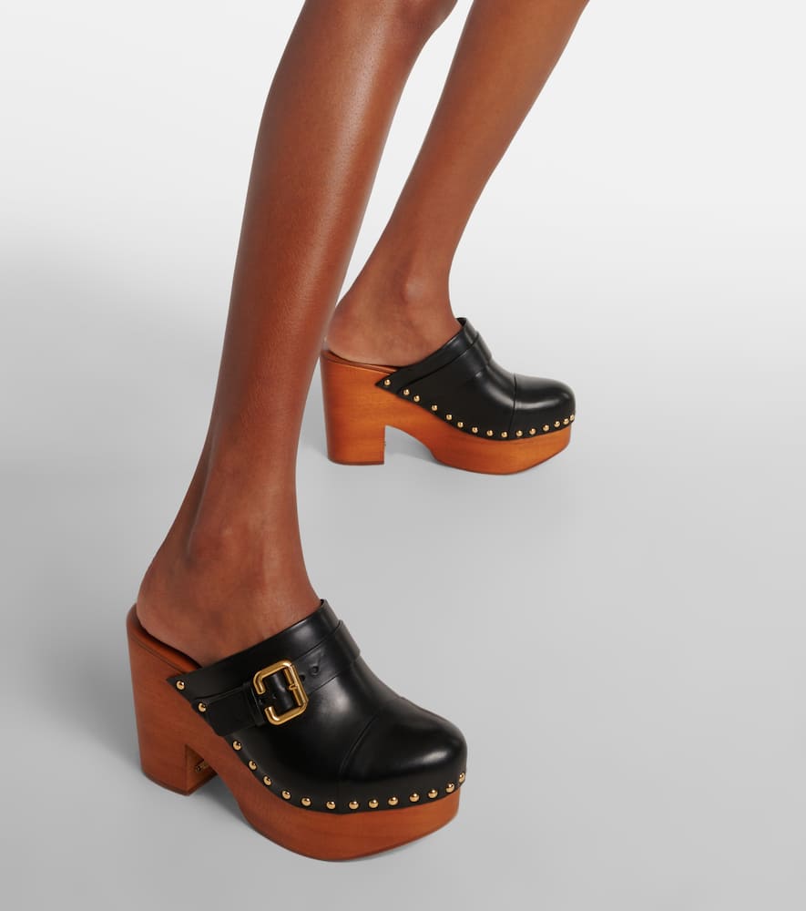 Chloé Jeannette studded leather clogs