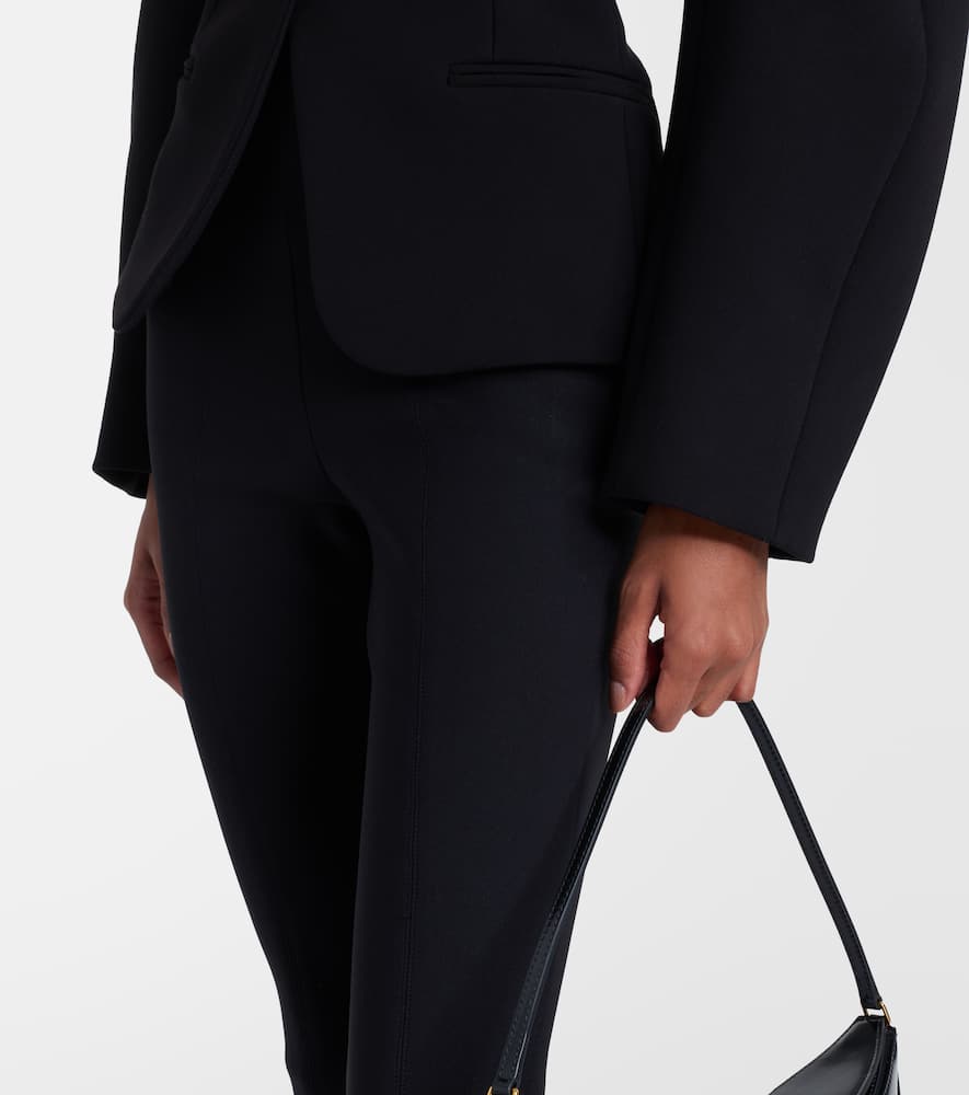 Oval jacket