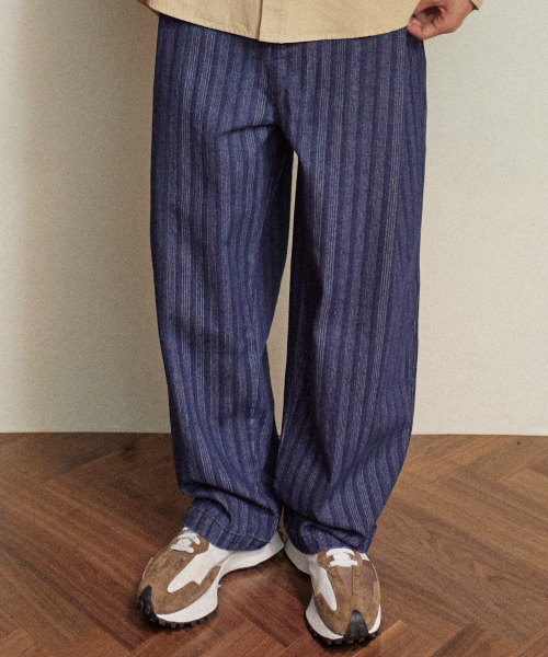 BUTTON TUCK PANTS