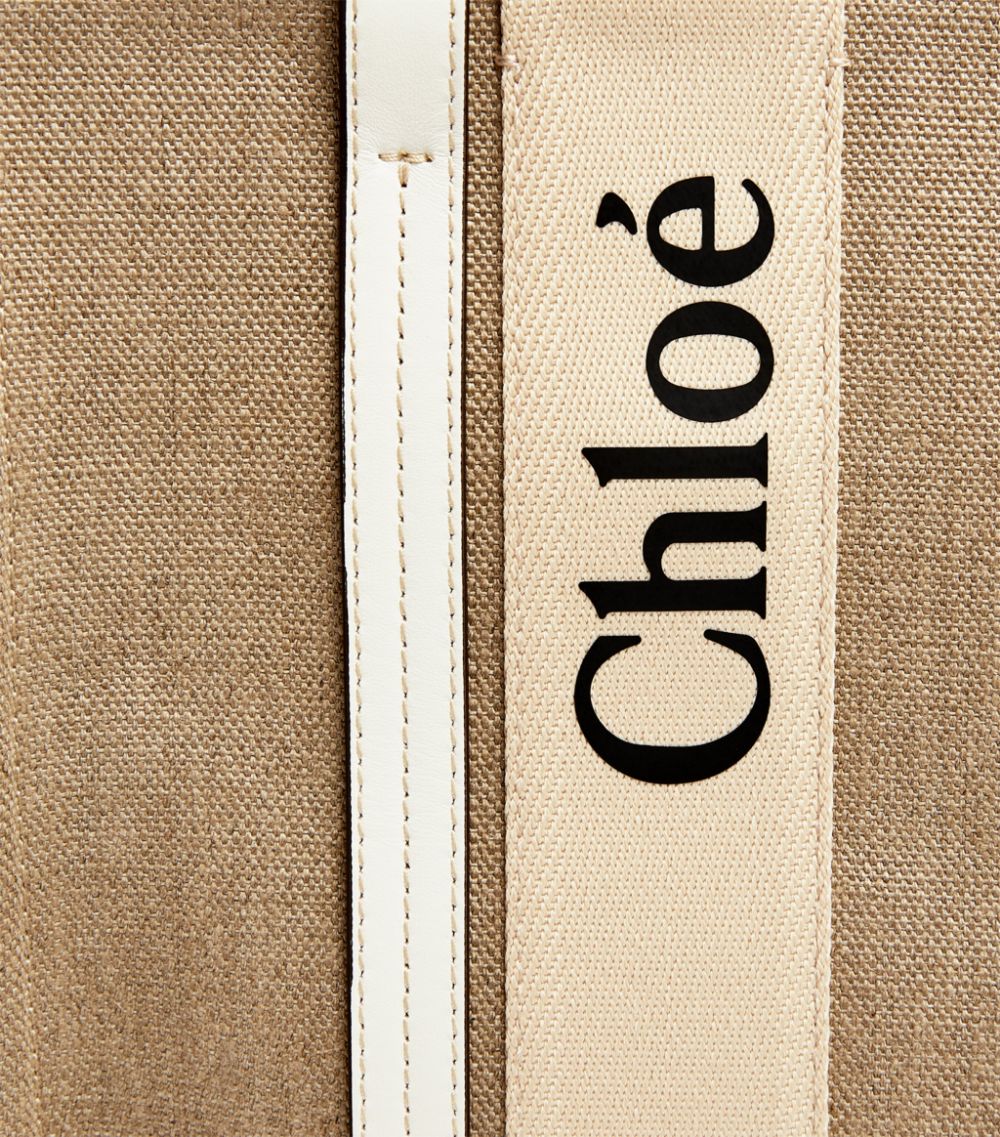 Medium Woody Tote Bag