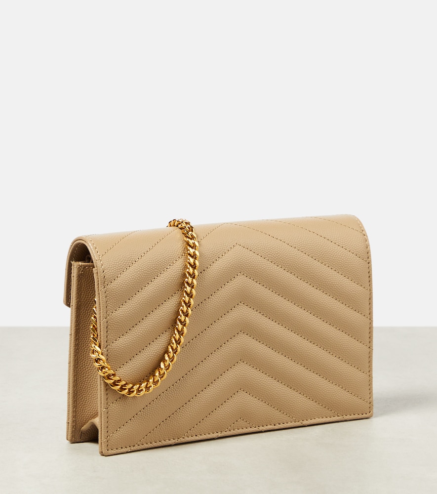 Cassandre leather wallet on chain