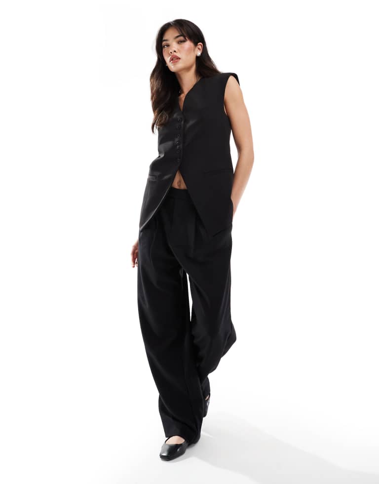 ASOS DESIGN Womens longline exaggerated shoulder waistcoat in black