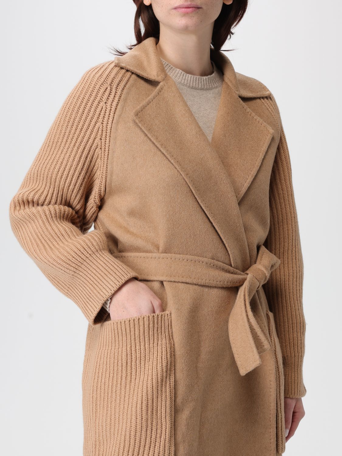 Coat Woman color Beige