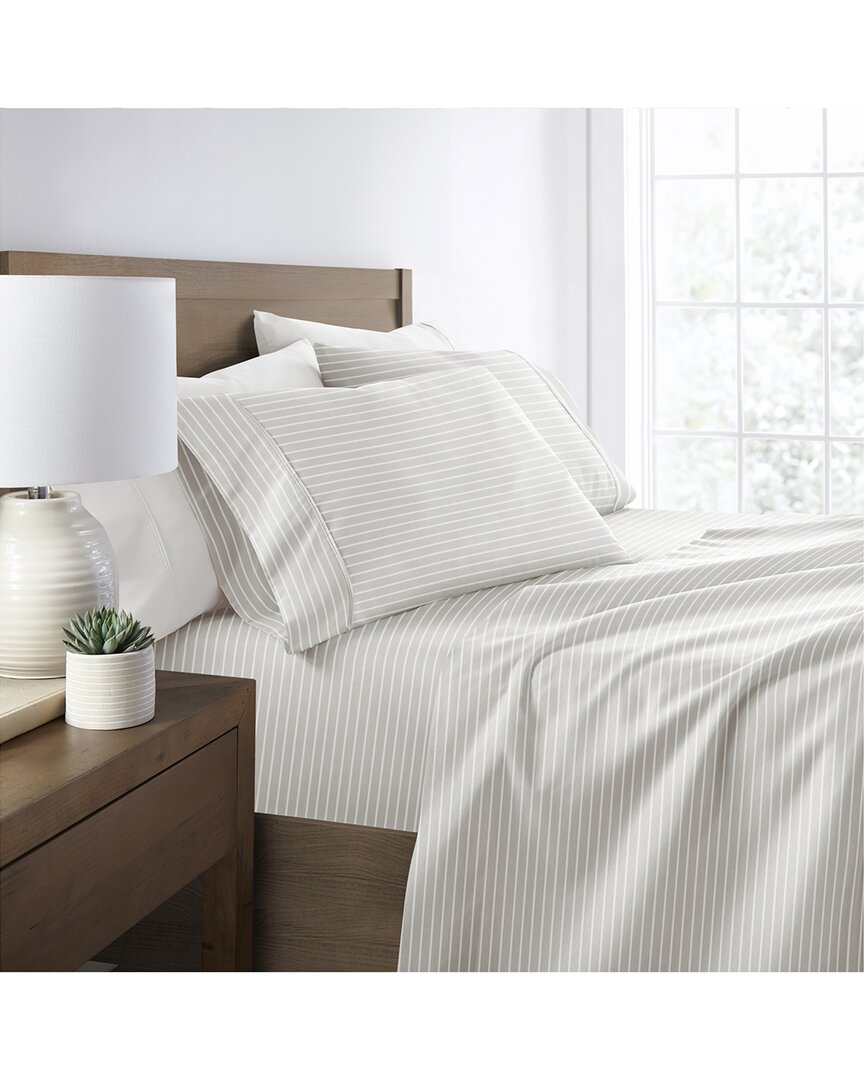 Soft Lines Patterned Ultra-Soft Bed Sheet Set