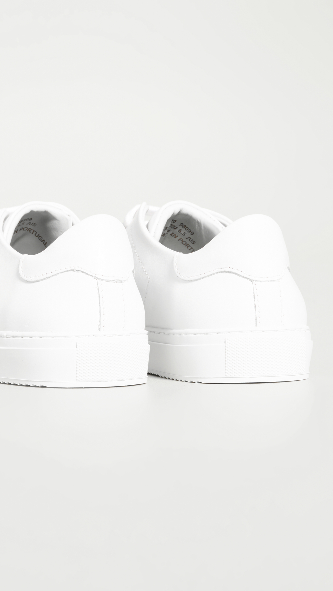 Clean 90 Sneakers