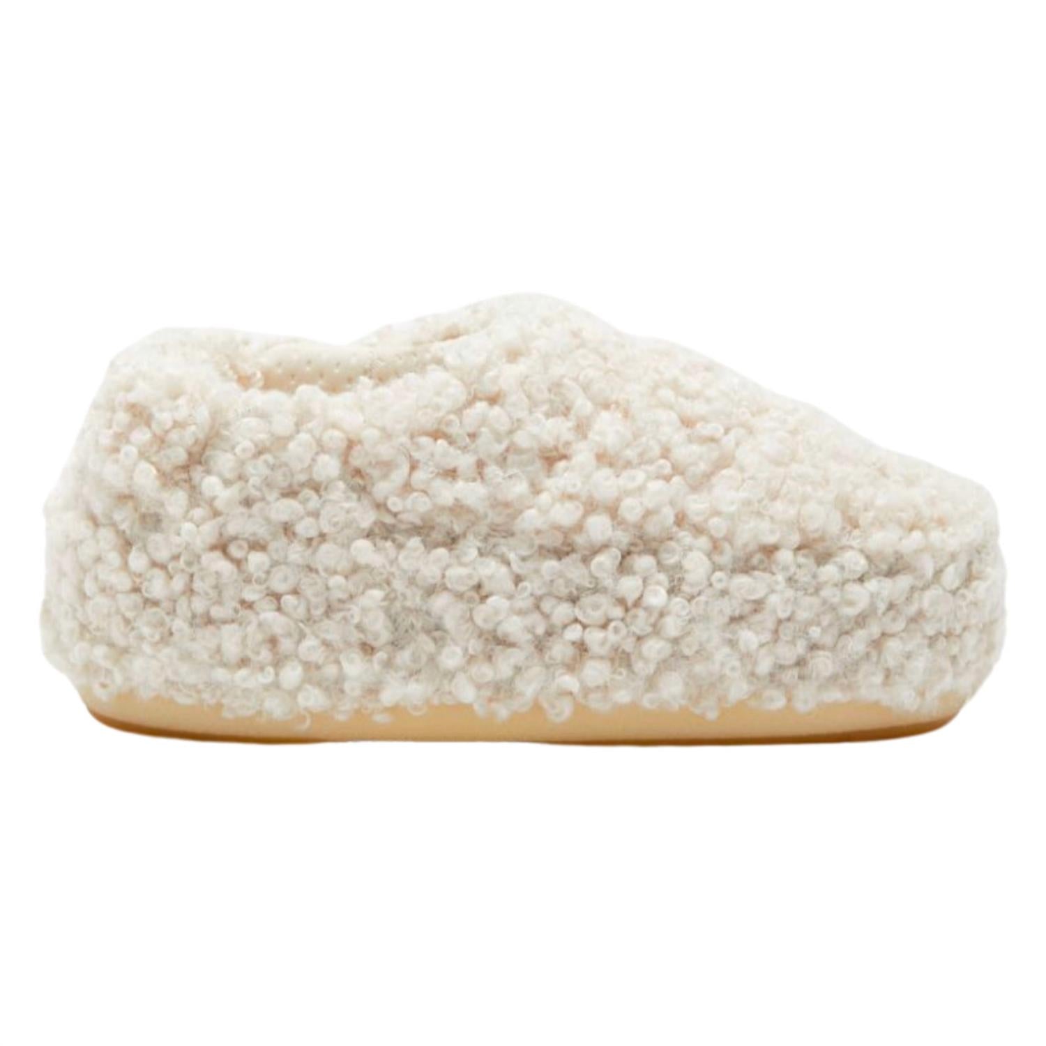Faux-Fur Curly Slippers In Cream